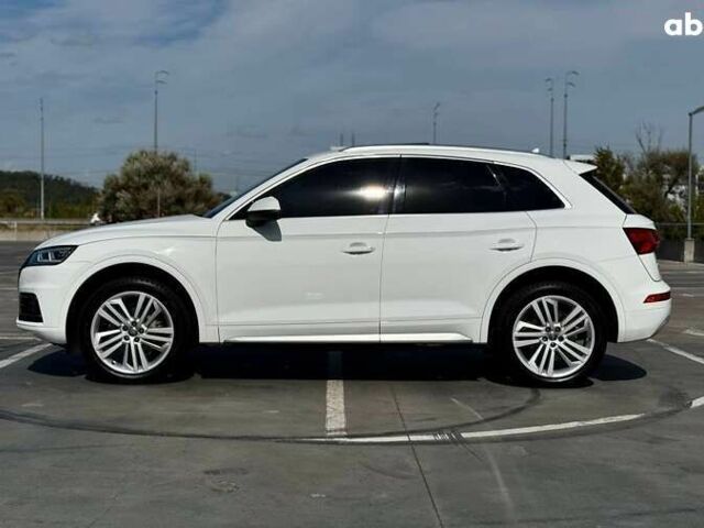 Ауди Ку 5, объемом двигателя 2 л и пробегом 67 тыс. км за 25990 $, фото 16 на Automoto.ua