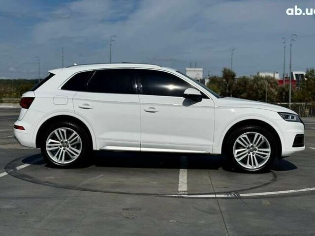 Ауди Ку 5, объемом двигателя 2 л и пробегом 67 тыс. км за 25990 $, фото 7 на Automoto.ua