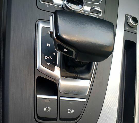 Ауди Ку 5, объемом двигателя 2 л и пробегом 158 тыс. км за 28900 $, фото 5 на Automoto.ua