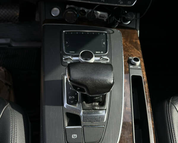 Ауди Ку 5, объемом двигателя 2 л и пробегом 175 тыс. км за 25500 $, фото 11 на Automoto.ua