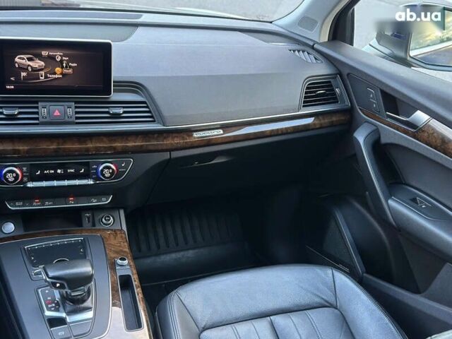 Ауді Ку 5, об'ємом двигуна 2 л та пробігом 134 тис. км за 24799 $, фото 26 на Automoto.ua