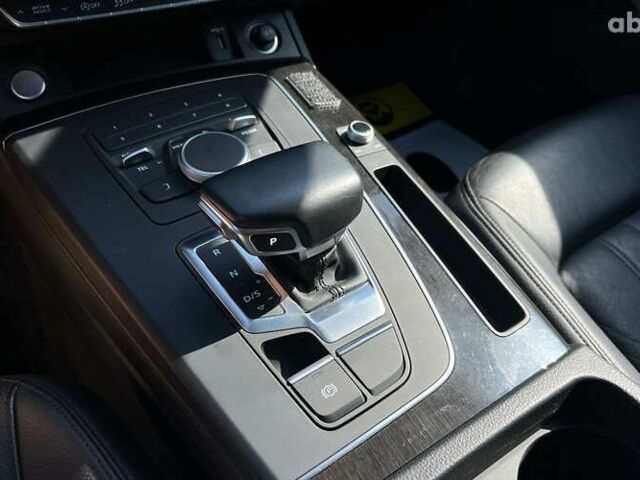 Ауди Ку 5, объемом двигателя 2 л и пробегом 11 тыс. км за 27650 $, фото 14 на Automoto.ua