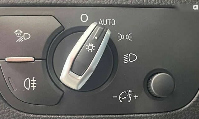 Ауді Ку 5, об'ємом двигуна 2 л та пробігом 46 тис. км за 25950 $, фото 22 на Automoto.ua