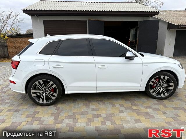 Ауди Ку 5, объемом двигателя 3 л и пробегом 180 тыс. км за 31999 $, фото 6 на Automoto.ua