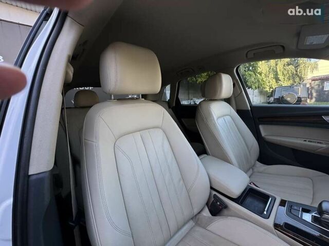 Ауди Ку 5, объемом двигателя 2 л и пробегом 134 тыс. км за 19800 $, фото 21 на Automoto.ua