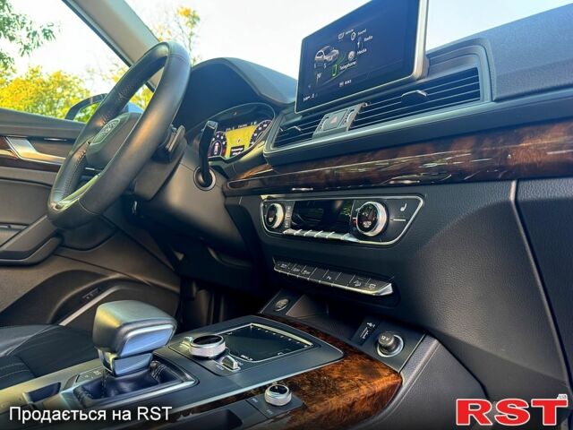 Ауди Ку 5, объемом двигателя 2 л и пробегом 77 тыс. км за 26500 $, фото 7 на Automoto.ua