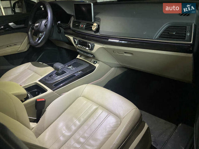 Ауди Ку 5, объемом двигателя 1.98 л и пробегом 45 тыс. км за 27900 $, фото 25 на Automoto.ua