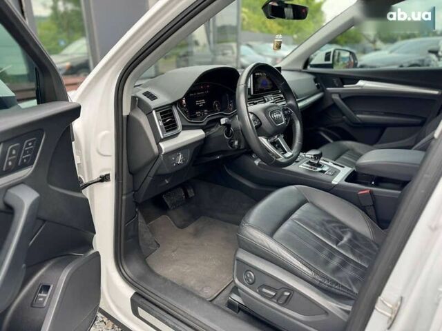 Ауді Ку 5, об'ємом двигуна 2 л та пробігом 100 тис. км за 27900 $, фото 4 на Automoto.ua