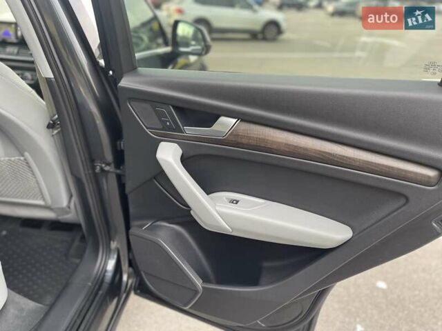 Ауди Ку 5, объемом двигателя 1.98 л и пробегом 41 тыс. км за 29700 $, фото 26 на Automoto.ua