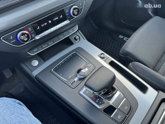 Ауди Ку 5, объемом двигателя 2 л и пробегом 133 тыс. км за 30990 $, фото 24 на Automoto.ua