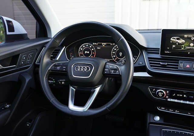 Ауди Ку 5, объемом двигателя 2 л и пробегом 48 тыс. км за 27500 $, фото 26 на Automoto.ua