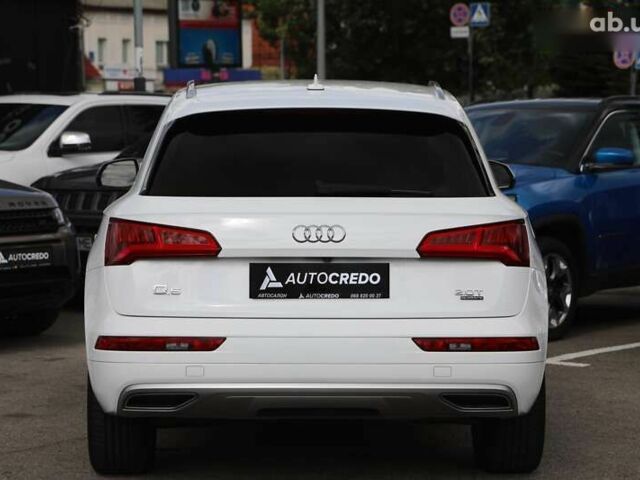 Ауди Ку 5, объемом двигателя 2 л и пробегом 94 тыс. км за 24000 $, фото 4 на Automoto.ua