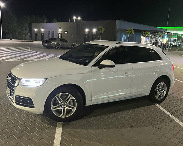 Ауди Ку 5, объемом двигателя 1.97 л и пробегом 255 тыс. км за 34300 $, фото 1 на Automoto.ua
