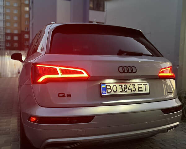 Ауди Ку 5, объемом двигателя 1.98 л и пробегом 105 тыс. км за 25000 $, фото 7 на Automoto.ua