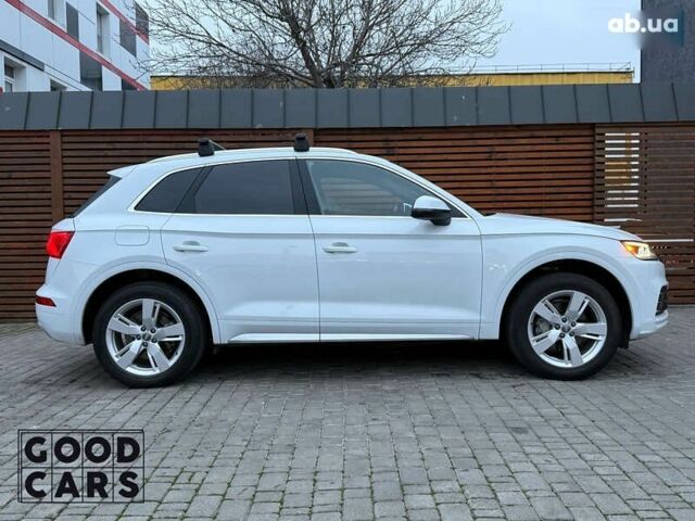 Ауди Ку 5, объемом двигателя 2 л и пробегом 67 тыс. км за 30000 $, фото 7 на Automoto.ua