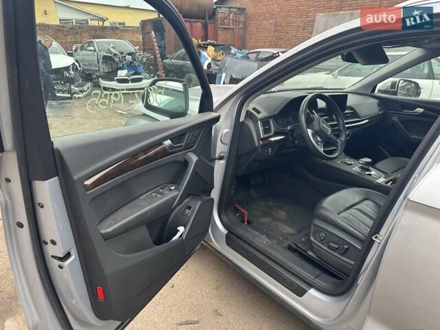 Ауді Ку 5, об'ємом двигуна 2 л та пробігом 100 тис. км за 15000 $, фото 8 на Automoto.ua