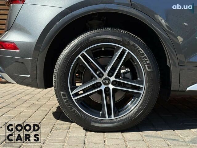 Ауди Ку 5, объемом двигателя 0 л и пробегом 29 тыс. км за 53000 $, фото 13 на Automoto.ua