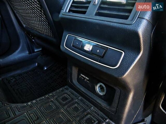 Ауди Ку 5, объемом двигателя 1.98 л и пробегом 106 тыс. км за 34900 $, фото 29 на Automoto.ua