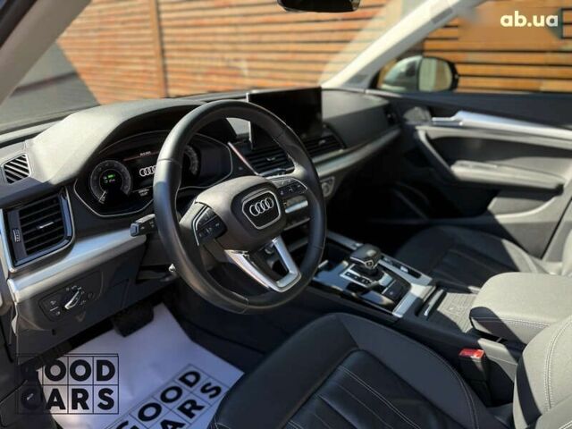 Ауди Ку 5, объемом двигателя 0 л и пробегом 29 тыс. км за 53000 $, фото 18 на Automoto.ua