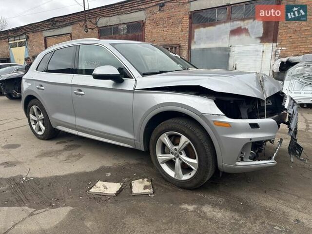 Ауді Ку 5, об'ємом двигуна 2 л та пробігом 100 тис. км за 15000 $, фото 4 на Automoto.ua