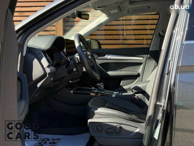 Ауди Ку 5, объемом двигателя 0 л и пробегом 29 тыс. км за 53000 $, фото 17 на Automoto.ua