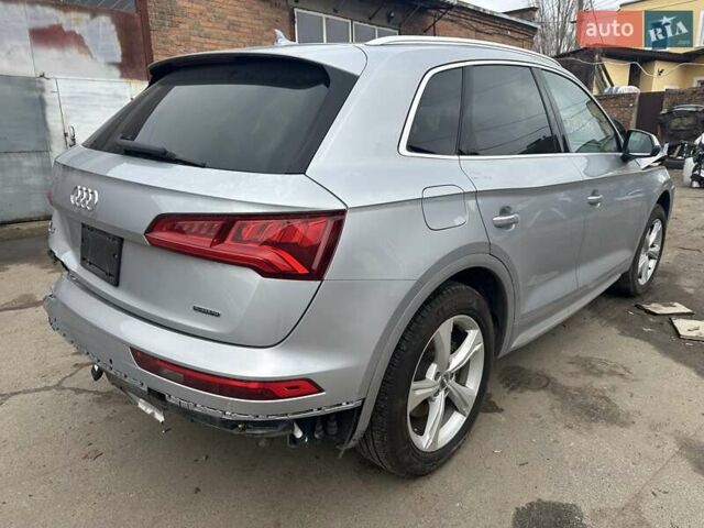 Ауді Ку 5, об'ємом двигуна 2 л та пробігом 100 тис. км за 15000 $, фото 3 на Automoto.ua