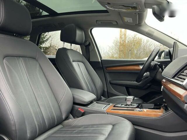 Ауди Ку 5, объемом двигателя 0 л и пробегом 26 тыс. км за 50500 $, фото 13 на Automoto.ua