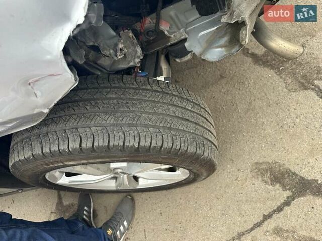 Ауді Ку 5, об'ємом двигуна 2 л та пробігом 100 тис. км за 15000 $, фото 15 на Automoto.ua