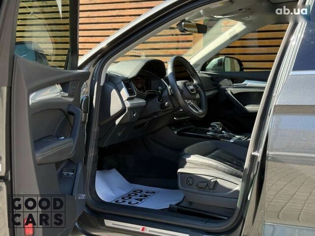 Ауди Ку 5, объемом двигателя 0 л и пробегом 29 тыс. км за 53000 $, фото 16 на Automoto.ua