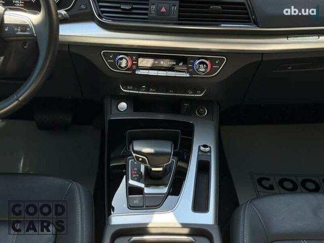 Ауди Ку 5, объемом двигателя 0 л и пробегом 29 тыс. км за 53000 $, фото 22 на Automoto.ua