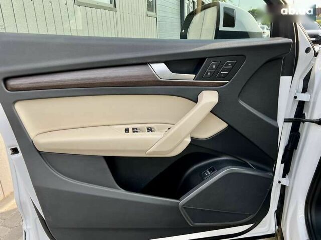 Ауди Ку 5, объемом двигателя 0 л и пробегом 140 тыс. км за 30900 $, фото 15 на Automoto.ua