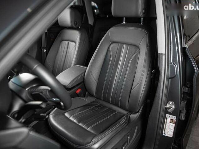 Ауди Ку 5, объемом двигателя 2 л и пробегом 42 тыс. км за 37900 $, фото 4 на Automoto.ua