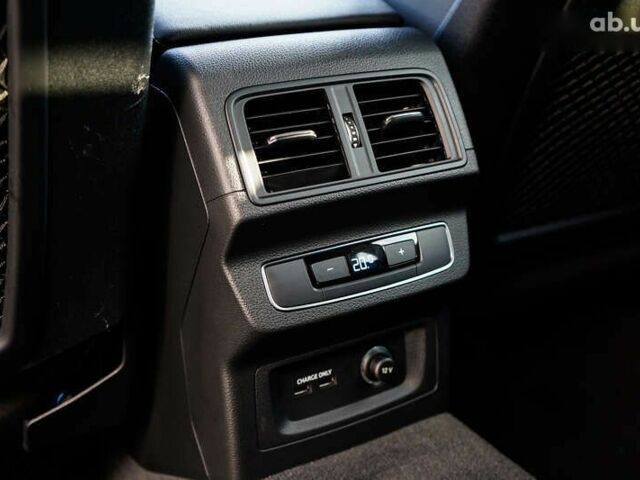 Ауди Ку 5, объемом двигателя 2 л и пробегом 36 тыс. км за 35999 $, фото 28 на Automoto.ua