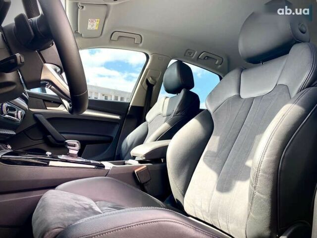 Ауди Ку 5, объемом двигателя 0 л и пробегом 26 тыс. км за 52500 $, фото 18 на Automoto.ua