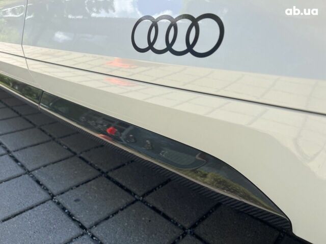 Ауди Ку 5, объемом двигателя 3 л и пробегом 2 тыс. км за 79119 $, фото 16 на Automoto.ua