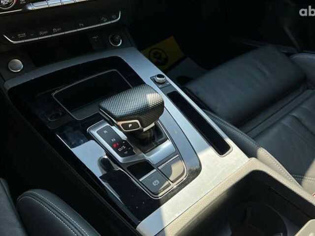 Ауди Ку 5, объемом двигателя 0 л и пробегом 32 тыс. км за 33999 $, фото 13 на Automoto.ua