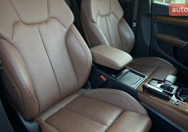 Ауди Ку 5, объемом двигателя 1.98 л и пробегом 39 тыс. км за 36900 $, фото 24 на Automoto.ua