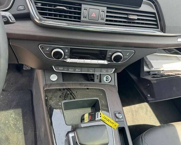 Ауди Ку 5, объемом двигателя 2 л и пробегом 13 тыс. км за 32900 $, фото 15 на Automoto.ua