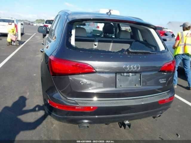 Сірий Ауді Ку 5, об'ємом двигуна 0 л та пробігом 146 тис. км за 3100 $, фото 6 на Automoto.ua