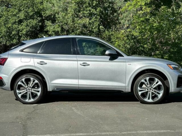 Сірий Ауді Ку 5, об'ємом двигуна 2 л та пробігом 35 тис. км за 34500 $, фото 3 на Automoto.ua