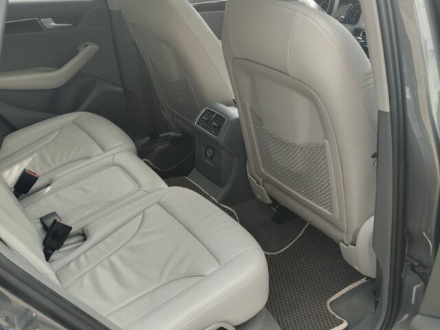 Серый Ауди Ку 5, объемом двигателя 2 л и пробегом 200 тыс. км за 14000 $, фото 6 на Automoto.ua