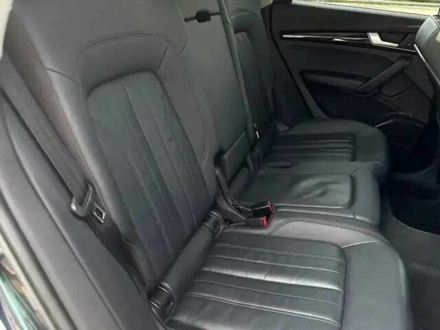 Сірий Ауді Ку 5, об'ємом двигуна 2 л та пробігом 189 тис. км за 21500 $, фото 8 на Automoto.ua