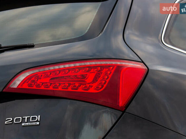 Серый Ауди Ку 5, объемом двигателя 1.98 л и пробегом 345 тыс. км за 14000 $, фото 14 на Automoto.ua