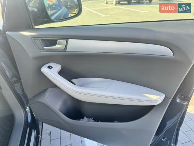 Серый Ауди Ку 5, объемом двигателя 2 л и пробегом 136 тыс. км за 17200 $, фото 23 на Automoto.ua