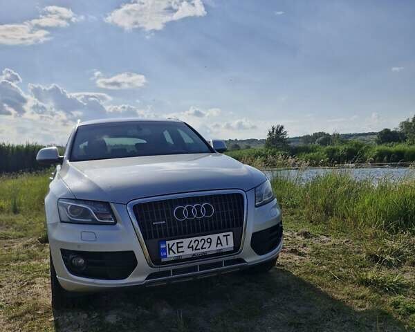 Серый Ауди Ку 5, объемом двигателя 2 л и пробегом 270 тыс. км за 11300 $, фото 9 на Automoto.ua