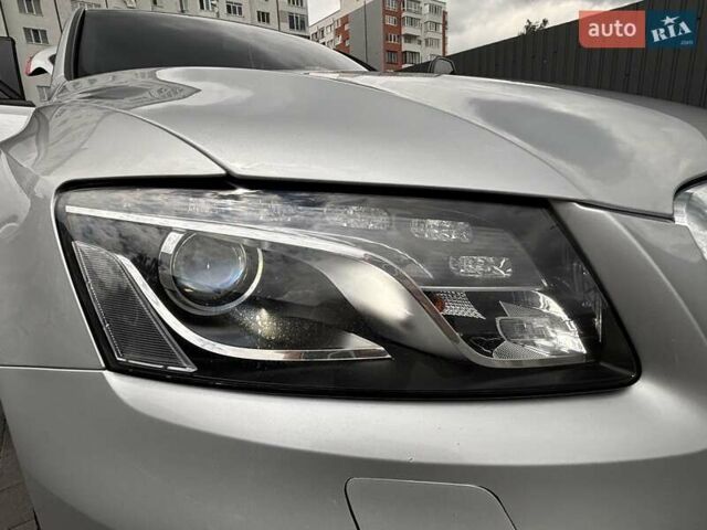 Серый Ауди Ку 5, объемом двигателя 2 л и пробегом 213 тыс. км за 14500 $, фото 2 на Automoto.ua