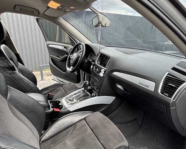 Серый Ауди Ку 5, объемом двигателя 2 л и пробегом 213 тыс. км за 14500 $, фото 14 на Automoto.ua