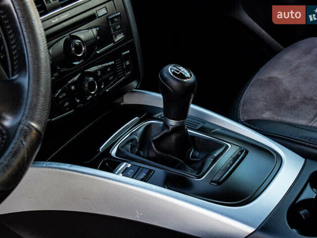 Серый Ауди Ку 5, объемом двигателя 1.98 л и пробегом 345 тыс. км за 14000 $, фото 46 на Automoto.ua