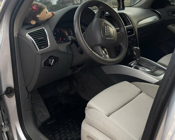 Ауди Ку 5 2009 в Самборе на Automoto.ua Серый Ауди Ку 5, объемом двигателя 2.97 л и пробегом 322 тыс. км за 16350 $, фото 15 на Automoto.ua
