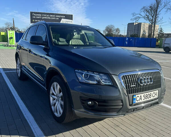 Серый Ауди Ку 5, объемом двигателя 2 л и пробегом 136 тыс. км за 17200 $, фото 4 на Automoto.ua